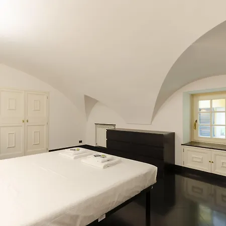 Joivy Perfect Flat With Parking *