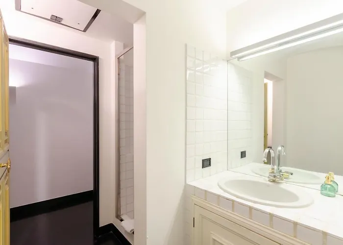 Апартаменты Joivy Perfect Flat With Parking *